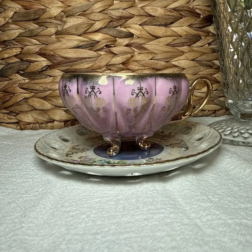 Unmarked beautiful vintage